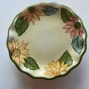 Longaberger Sunflower pottery pedestal candle holder cream yellow green EUC.